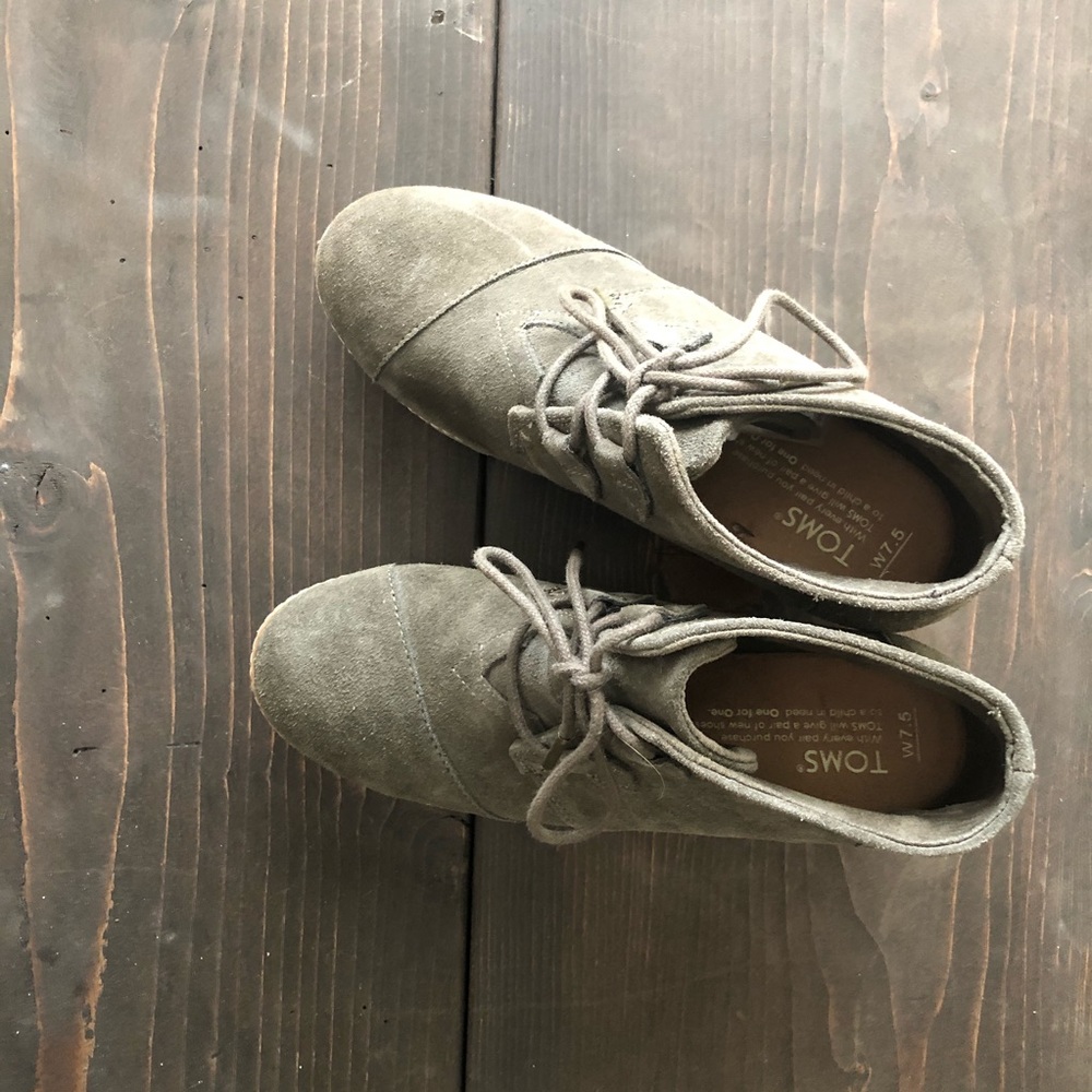 Toms Wedge Booties - Picture 5 of 7